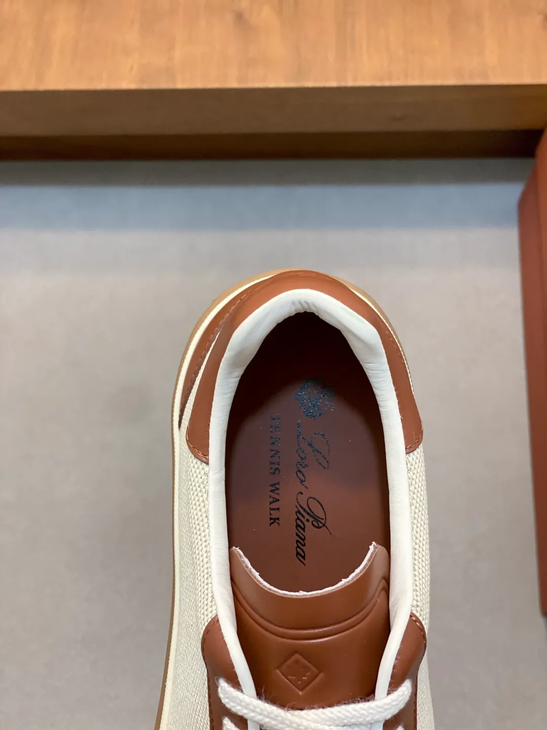 💰760 Loro Piana - Classic casual shoes, men's lace-up casual shoes and sneakers, high-quality lightweight and comfortable fabrics, suitable for outdoor leisure, the color scheme is young and energetic, and it looks great with sportswear or casual suits! Code number: 39-44 (38, 45, 46, can be customized)